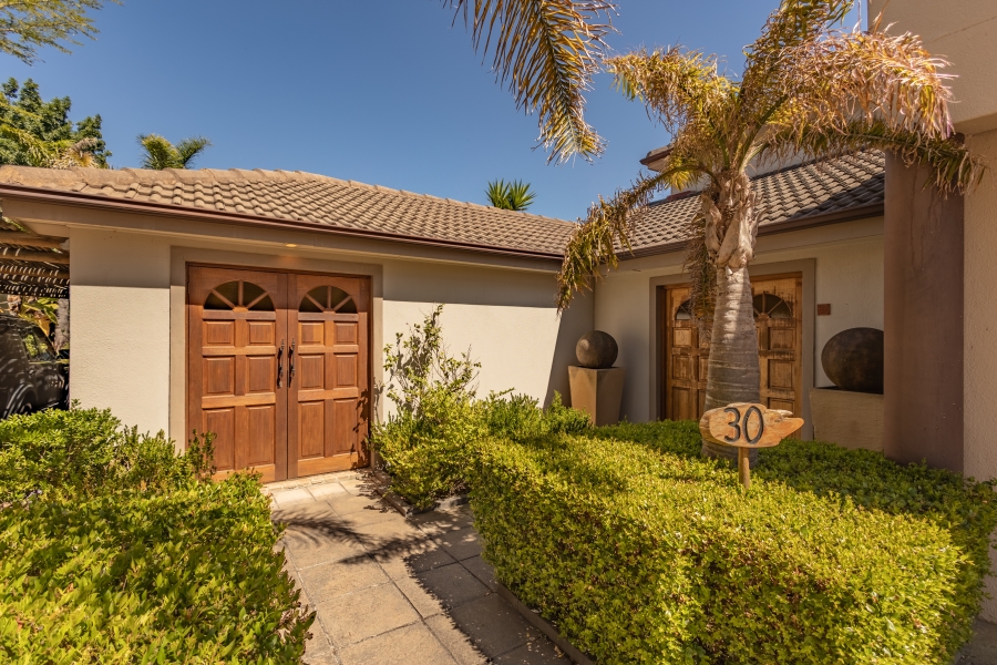 4 Bedroom Property for Sale in Welgedacht Western Cape